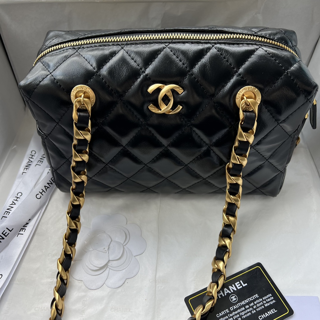 Chanel Chunky Chain Pillow Bag Cowhide