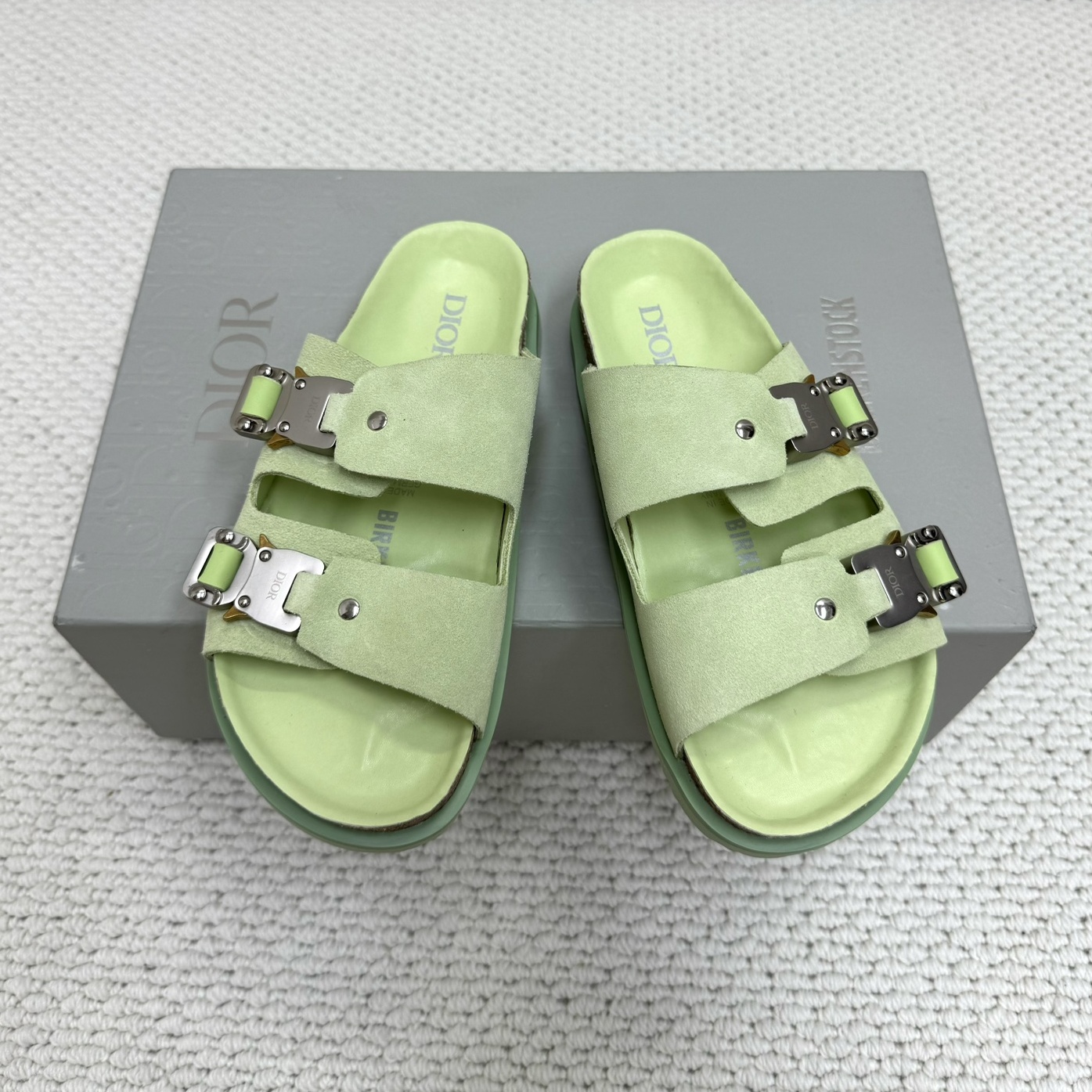 Dior Shoes Latest couple slippers