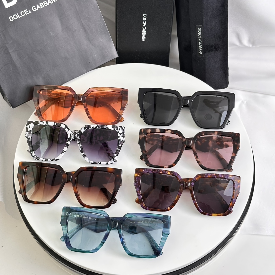 Dolce & Gabbana Sunglasses DG4438 SM051