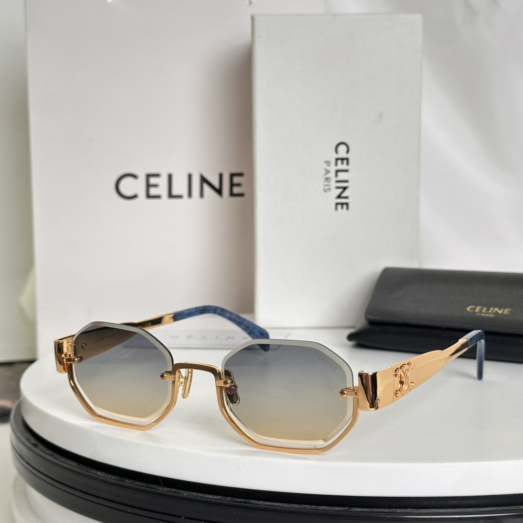 Celine Sunglasses CL42118U SM061