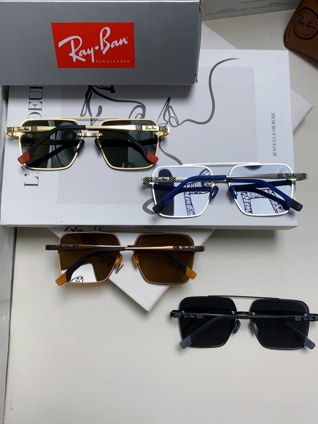 Ray-Ban Sunglasses RB1977