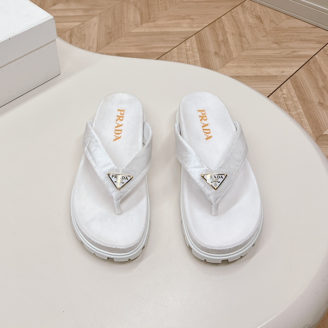 Prada Shoes Ladies' flip flops with clipped feet