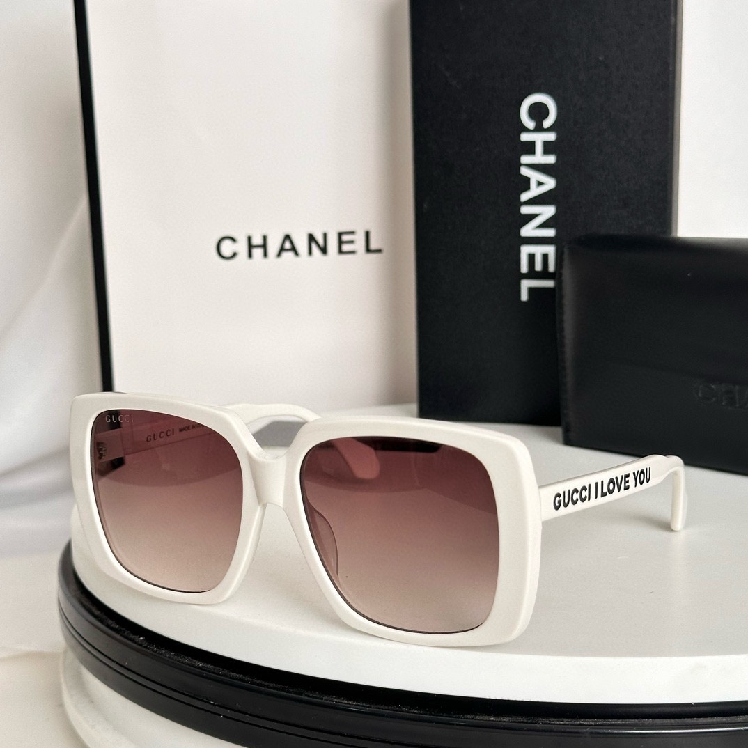 Gucci Sunglasses GG0567 SM021