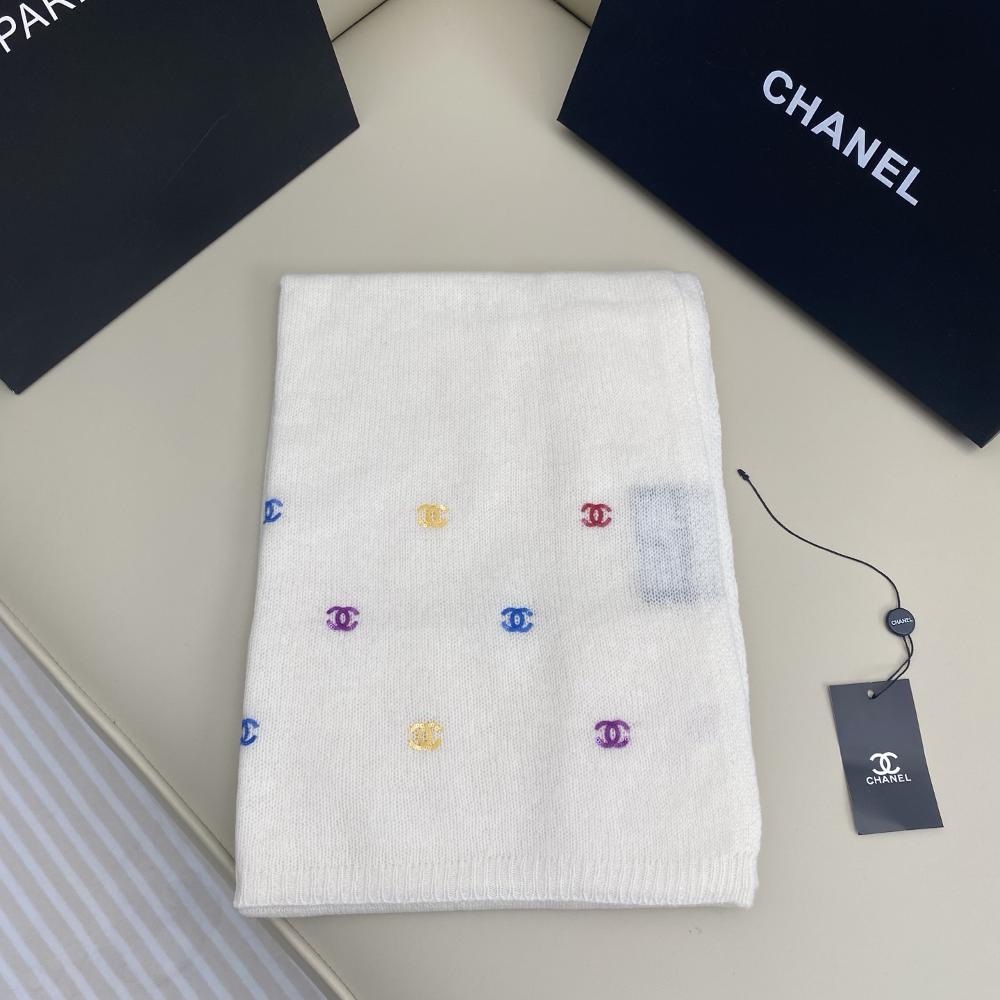 Chanel Scarf Handmade Sequin Scarf 100% Cashmere 70*190cm Accessories