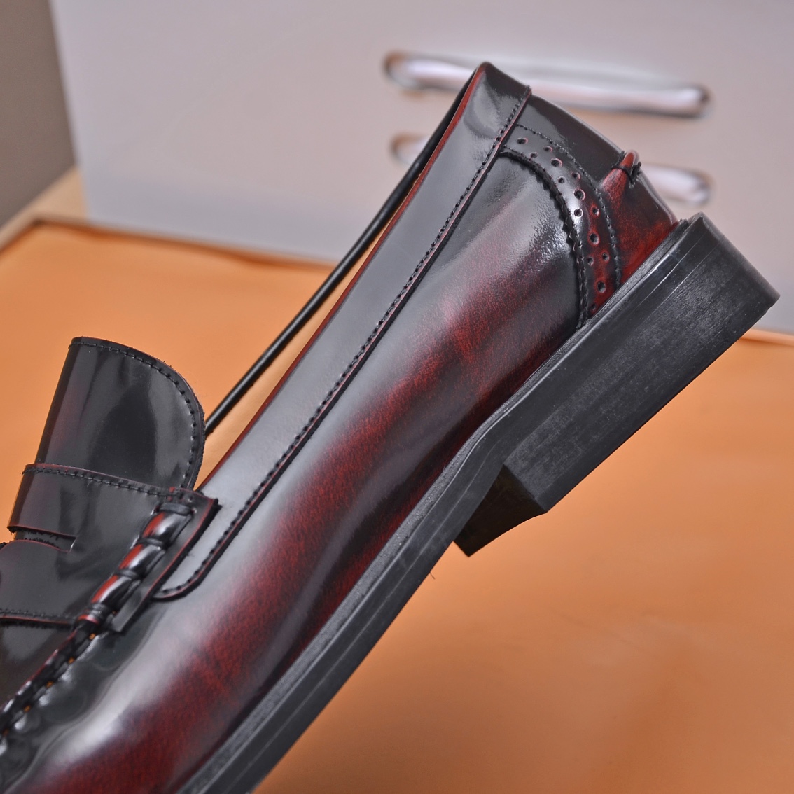 Fendi Shoes Leather Shoes