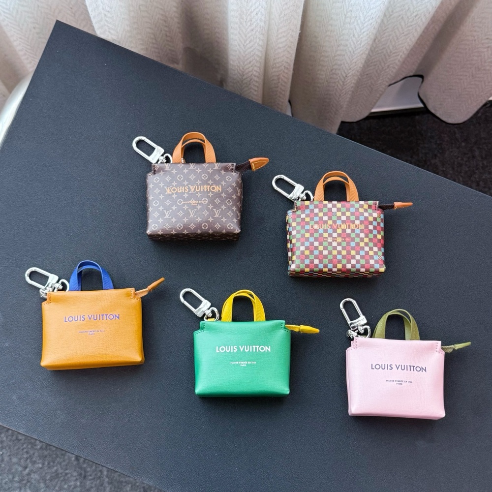 Louis Vuitton Key Chain Mini Shopper Leather Keychain Charm Accessories