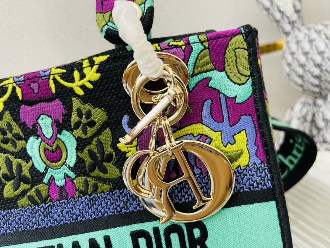10A + top quality Dior Medium Lady D-Lite Bag 9920 DD003 24cm