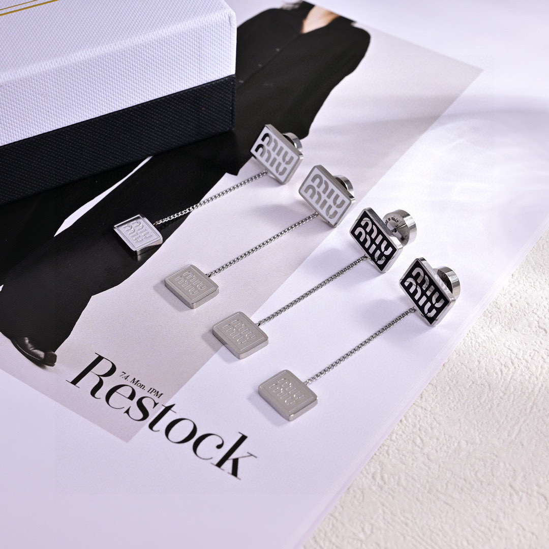 Miu Miu Jewelry Earring letter earrings