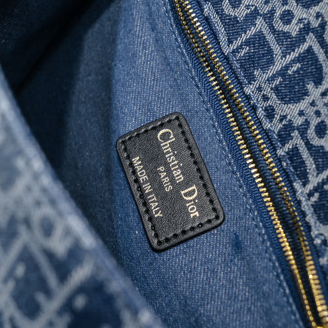 Dior 30 Montaigne Chain Bag 1005 LM581 25cm