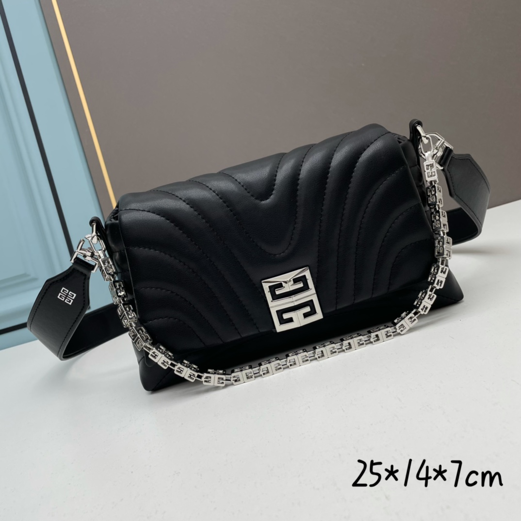 Small 4G Soft Chain Bag Black silver 8669 LM012 25cm