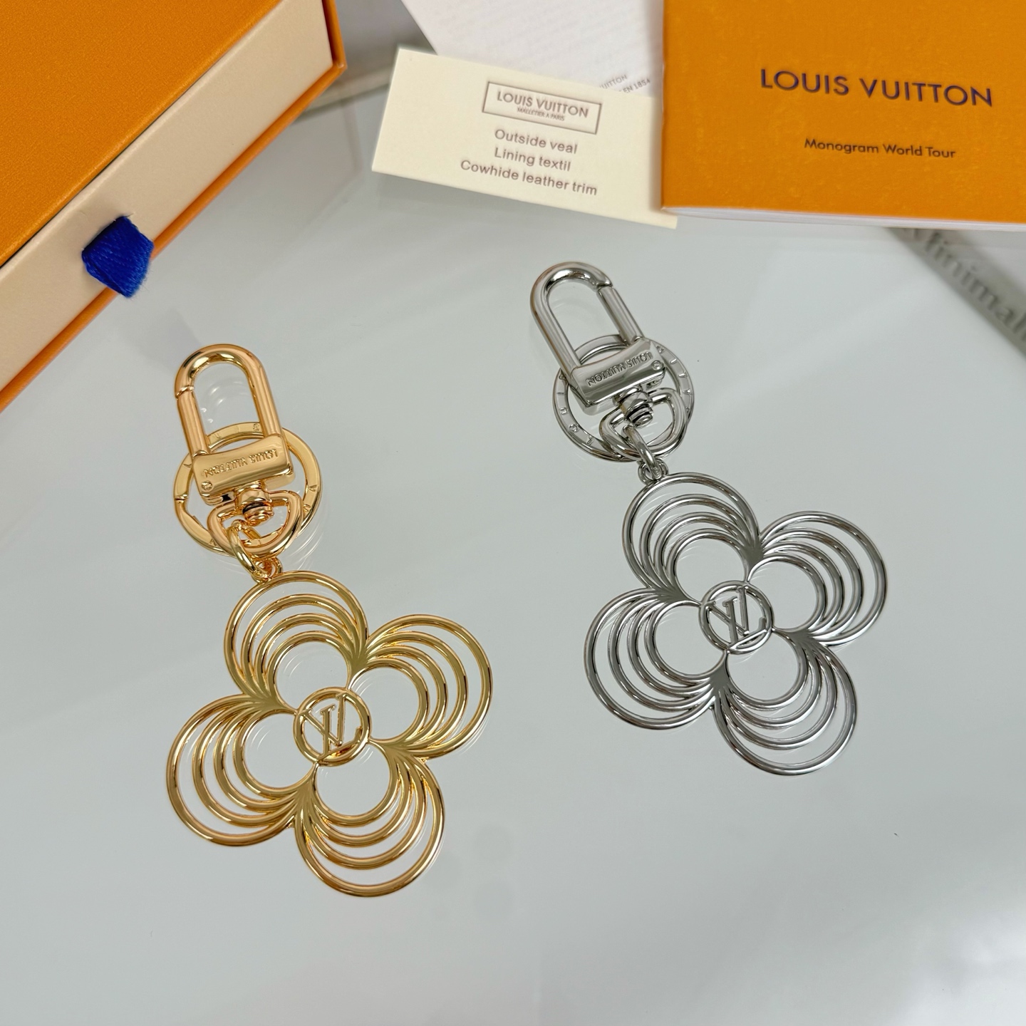 Louis Vuitton Key Chain Breeze Wire Floral Keychain Accessories