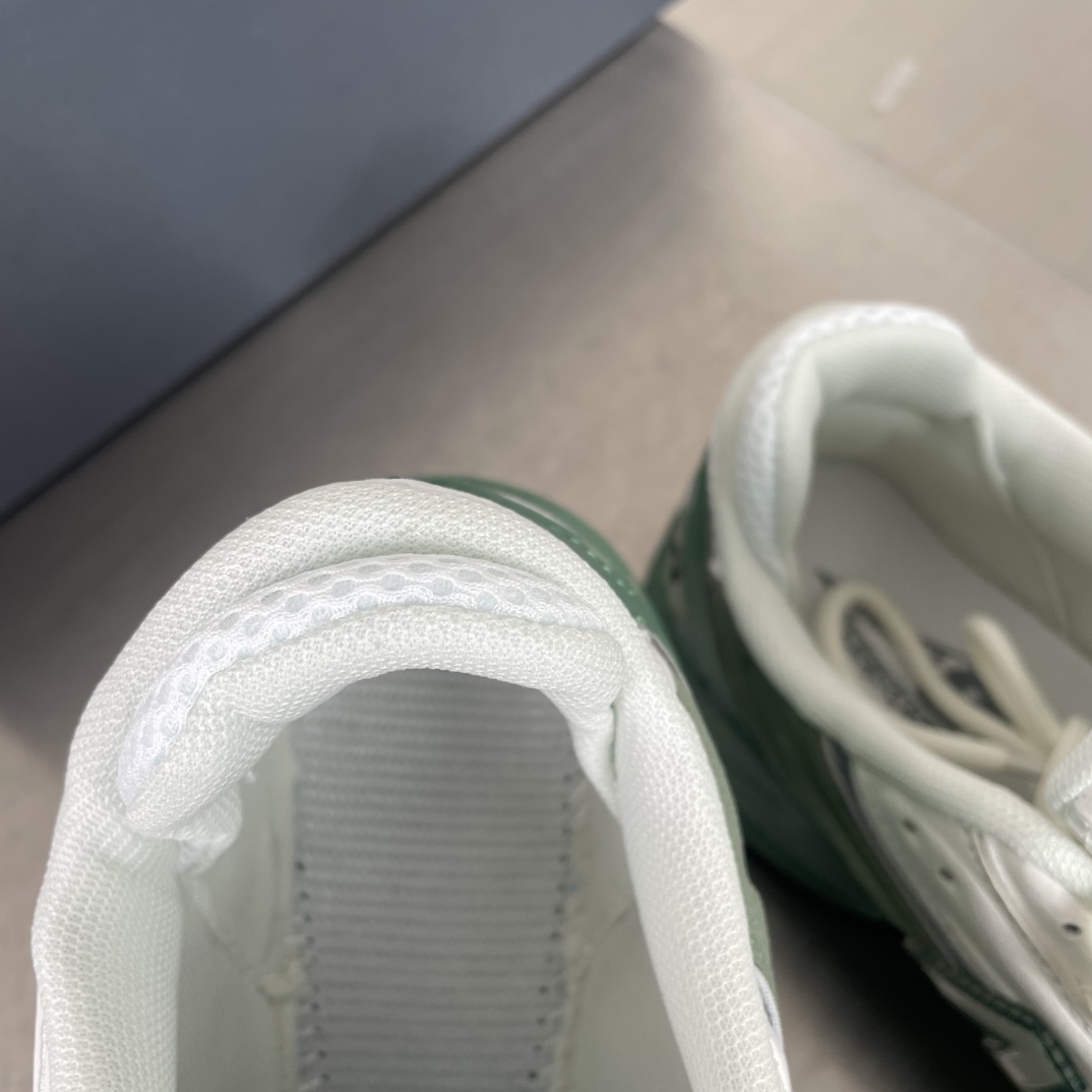 New Balance Sneakers SportsNB M1000