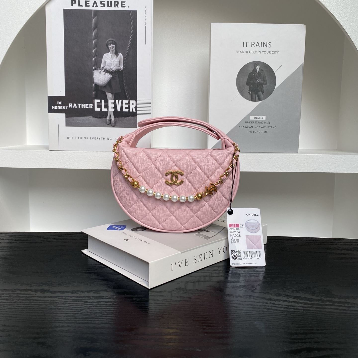 Chanel Shoulder Bag Ladies' Favorite