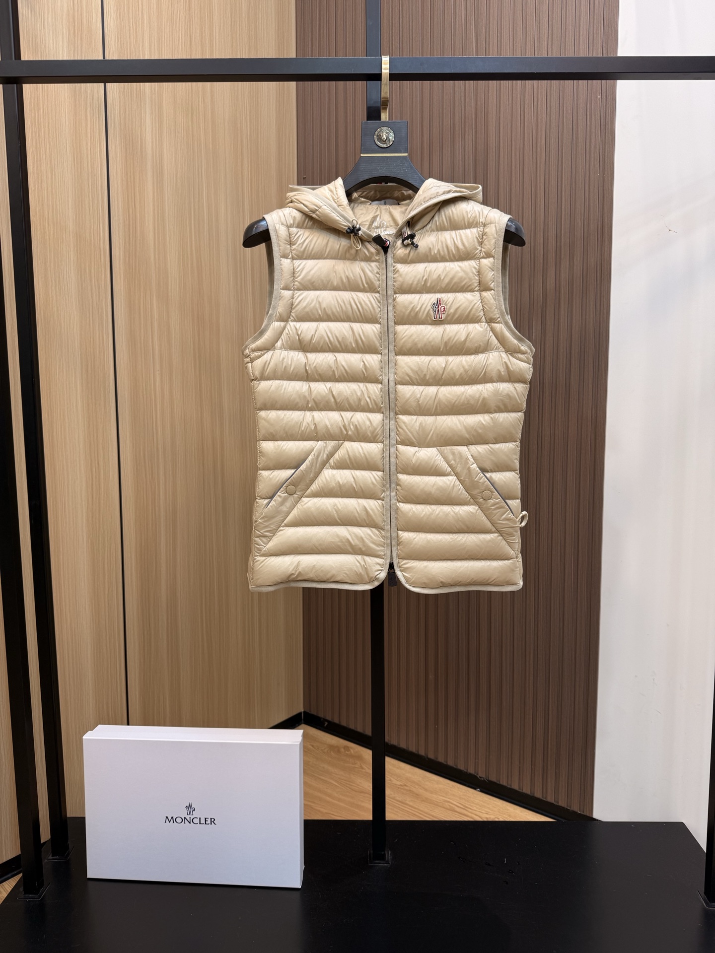 Moncler Down Jacket Ladies' Favorite Clothes