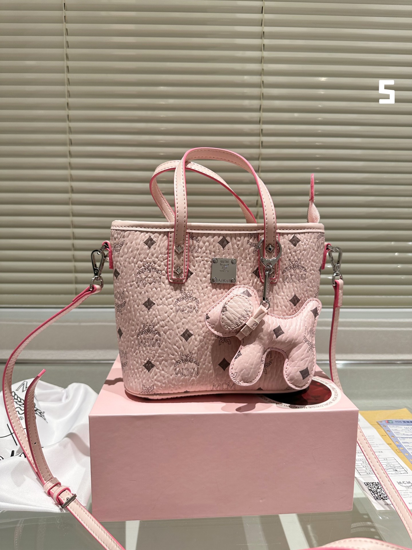 MCM Tote 009 LLS531 20cm