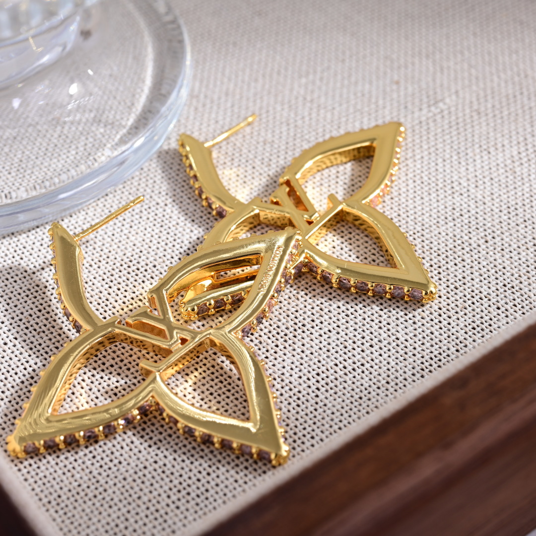 Louis Vuitton Jewelry Earring Unique insights of classic elements, high-end exquisiteness