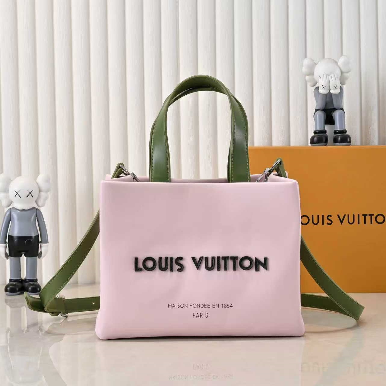 Louis Vuitton Shoulder Bag Ladies' Favorite Tote Bag