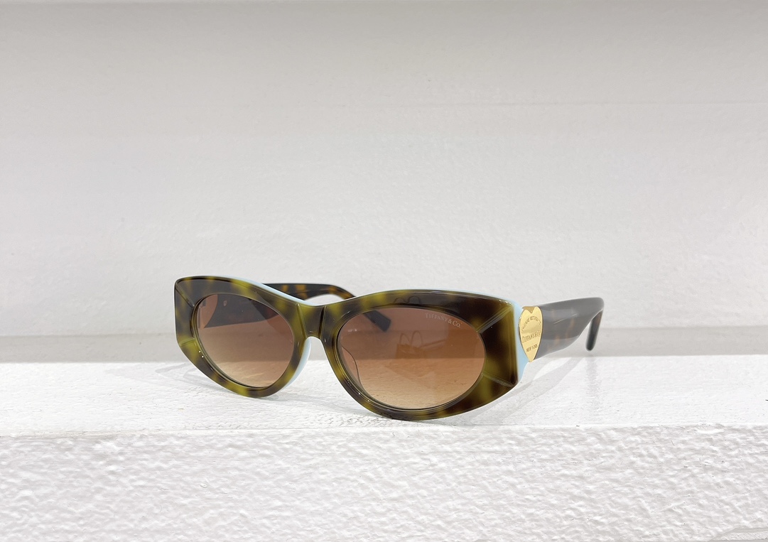 Tiffany & Co. Sunglasses TF4222U SM041