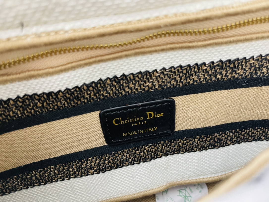 10A + top quality Dior Medium Lady D-Lite Bag 9920 DD003 24cm