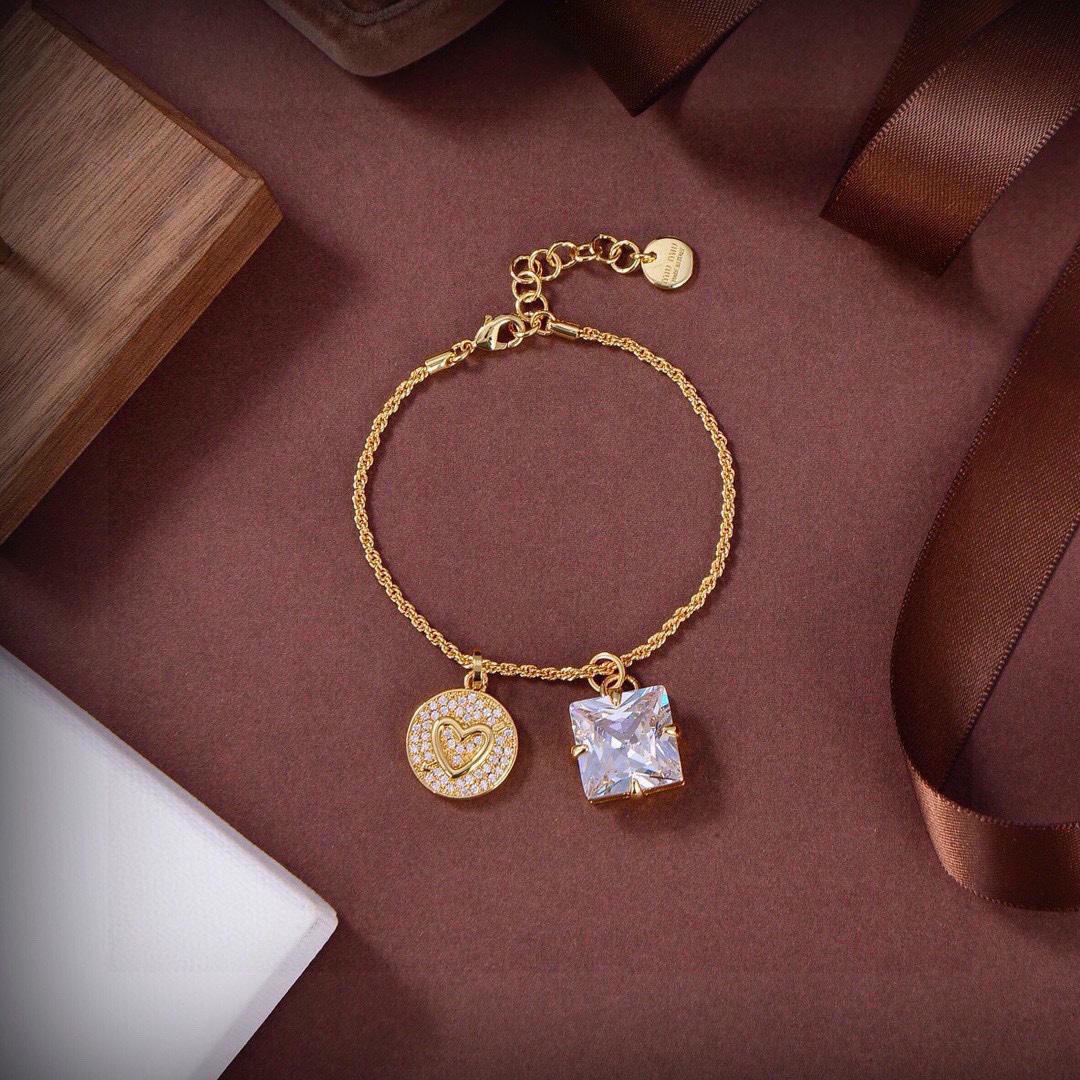 Miu Miu Jewelry Bracelets Precious Diamond Letter Circle Pendant