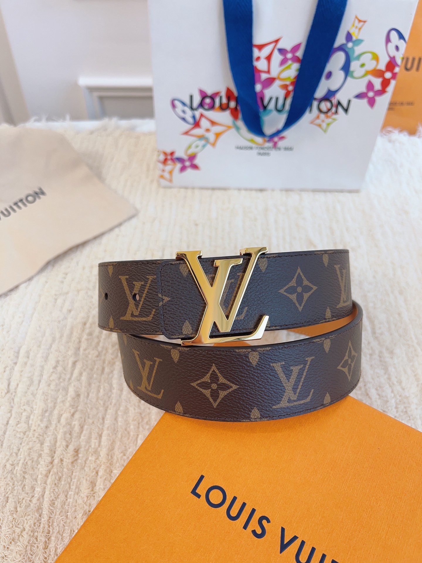 LV Belt 014 22PJ081 4cm