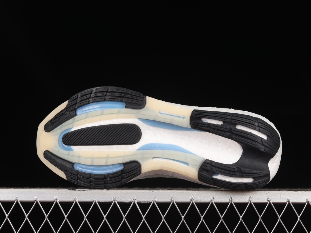 Ad Ultra Boost Light 23 HQ6342 XM542