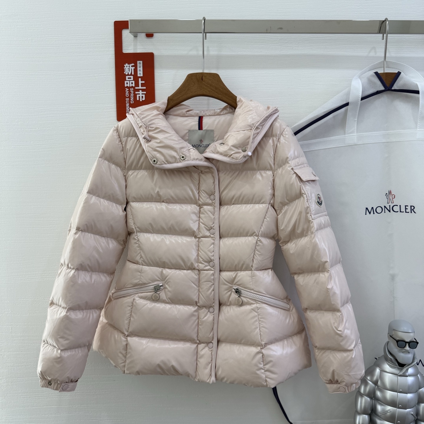 Moncler Down Jacket Ladies' Favorite Clothes