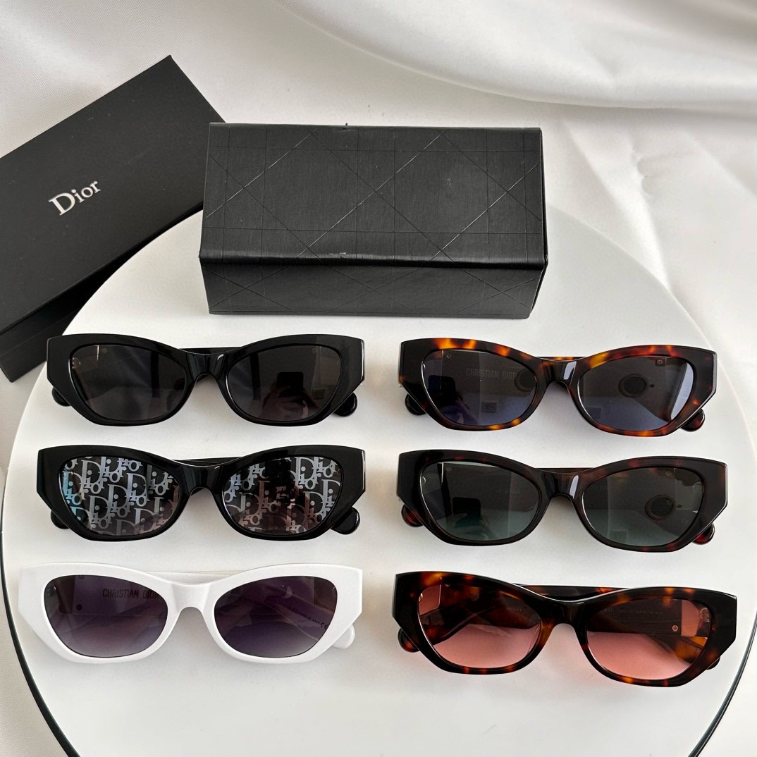 Dior Sunglasses Lady 95.22.B1I SM051
