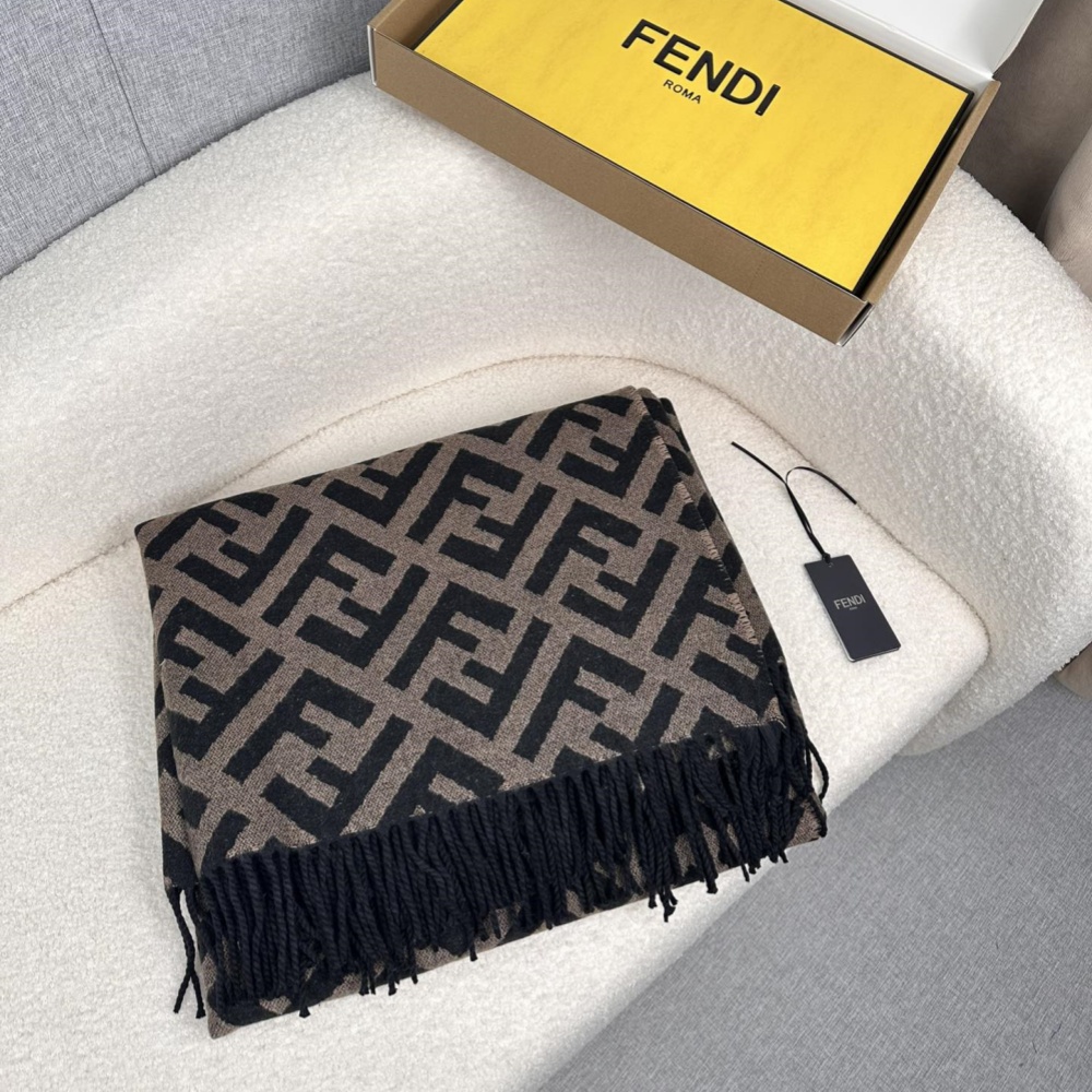 Fendi Scarf FF Classic Pattern Cape 51% Wool 49% Cashmere 140*150cm Accessories