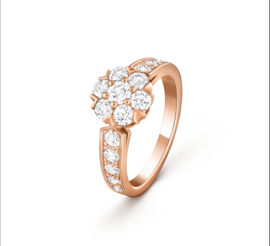 Van Cleef & Arpels Jewelry Rings Flower ring