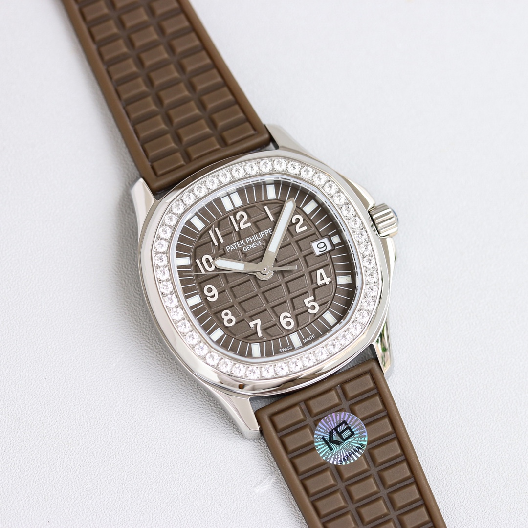 PATEK PHILIPPE AQUANAUT 5067 35.6mm