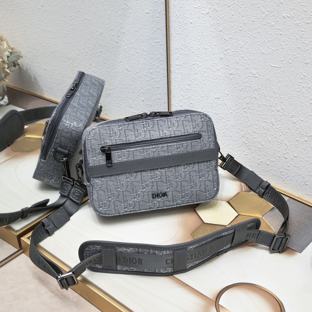 Dior Safari Messenger Bag 1020 XB081 22cm