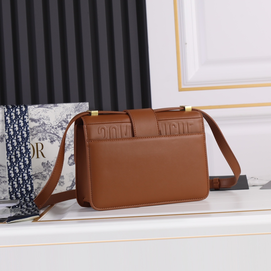 30 Montaigne Bag Brown CD-1001 XB081 24cm