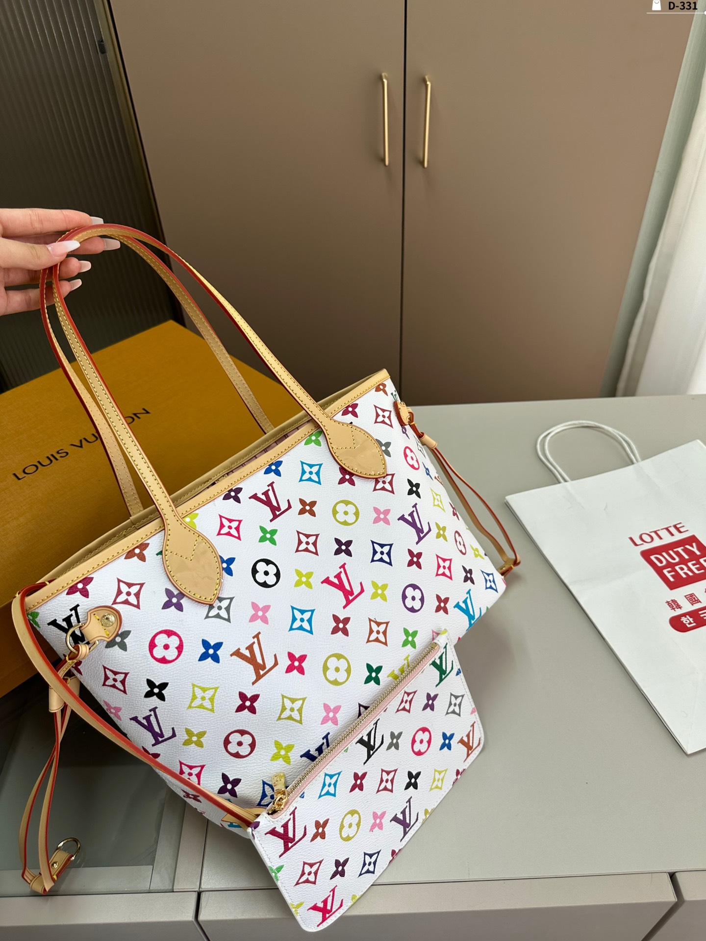 LV Neverfull Tote 065 DB561 30cm