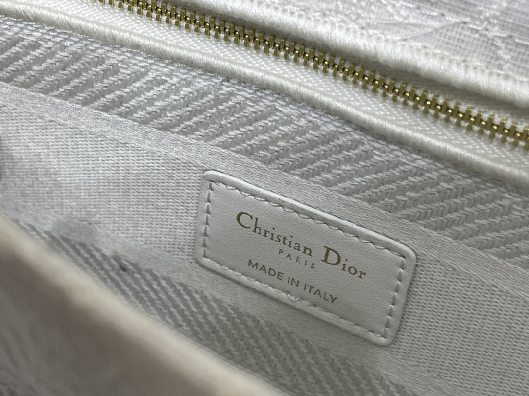 10A + top quality Dior Medium Lady D-Lite Bag 9920 LM003 24cm