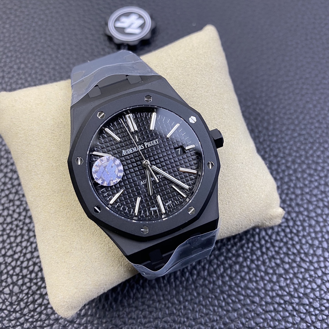 Audemars Piguet ROYAL OAK 15400 41mm