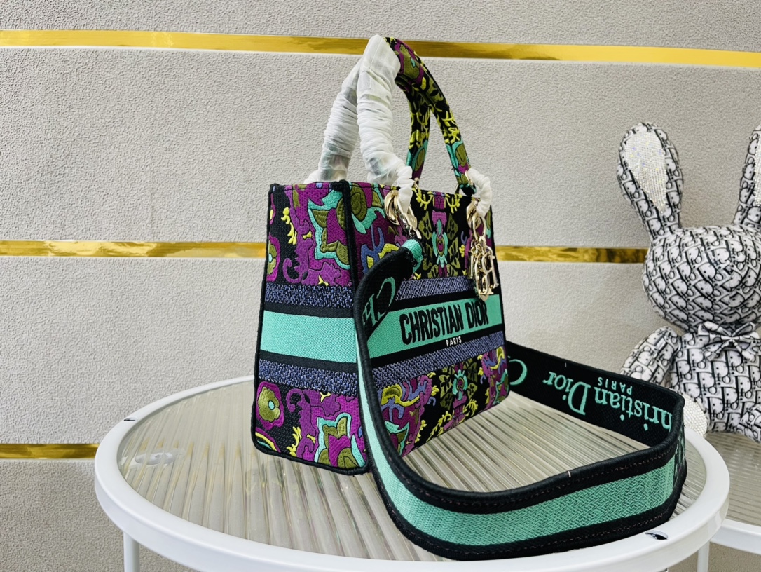 10A + top quality Dior Medium Lady D-Lite Bag 9920 DD003 24cm