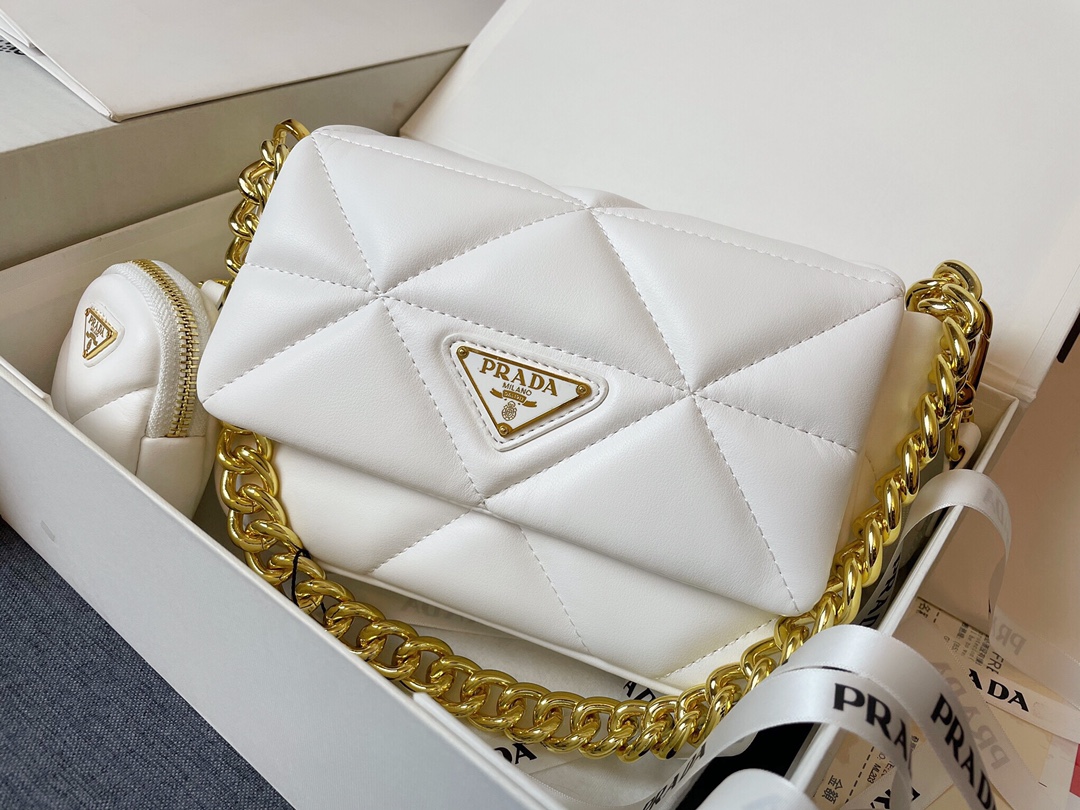 Prada6155MQ002 20*13*6 cm