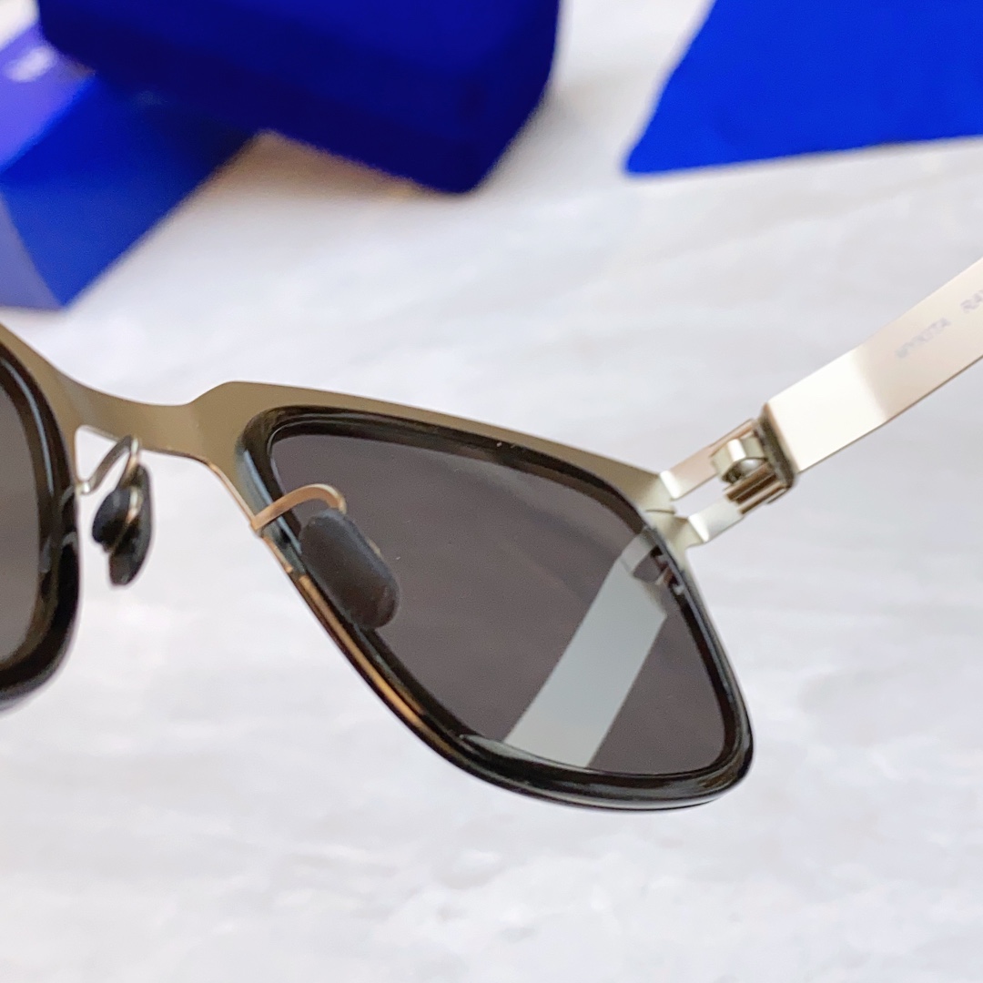 Ray-Ban Sunglasses RAYMOND