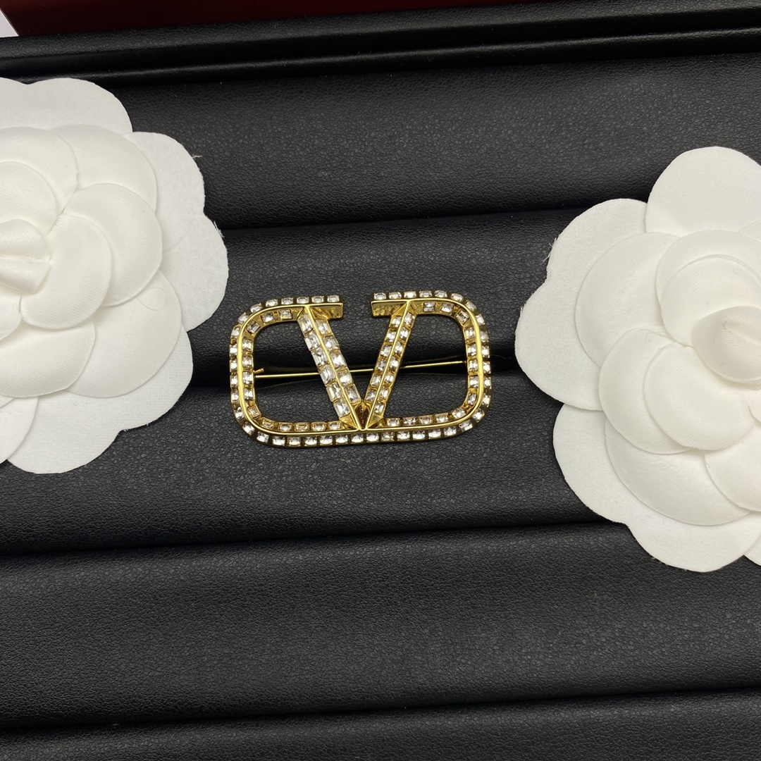 Valentino Jewelry Brooches Square Diamond-Encrusted Vlogo Brooch