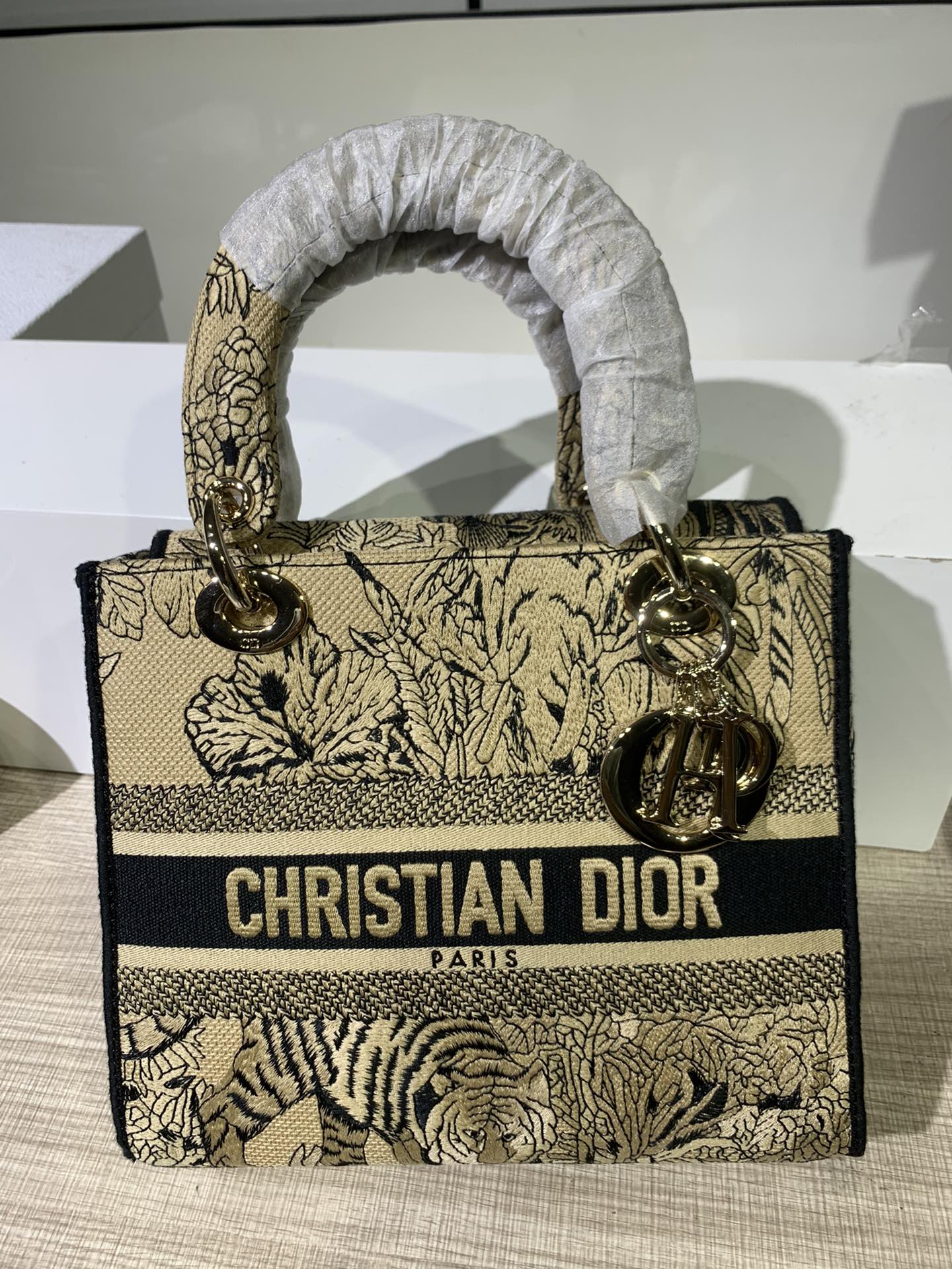 10A + top quality Dior Medium Lady D-Lite Bag 9920 DD003 24cm