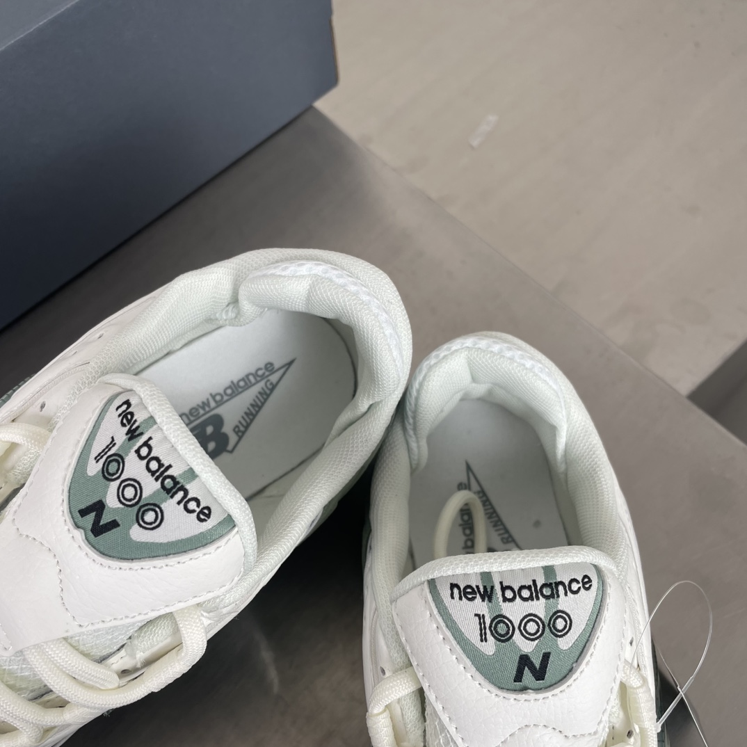 New Balance Sneakers SportsNB M1000