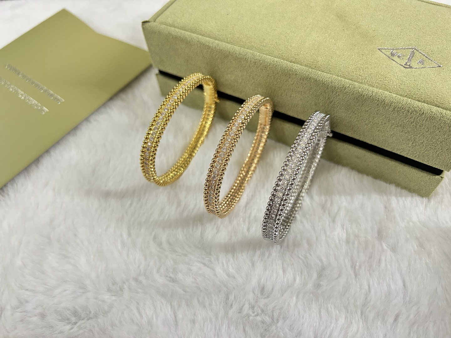 Van Cleef & Arpels Jewelry Bangle A row of diamond bracelets