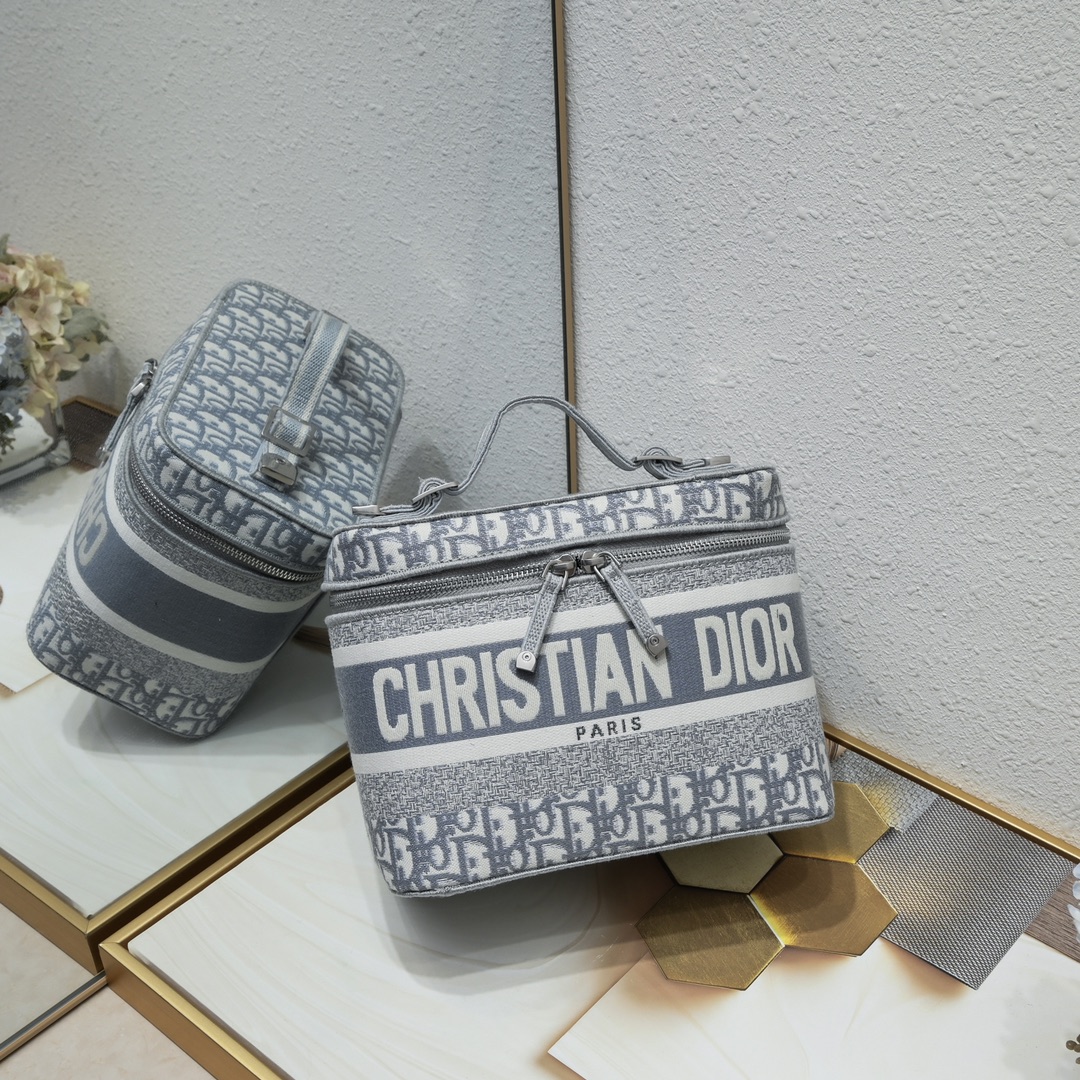 LADY DIOR VANITY Cosmetic bag 0011 LM061 28cm