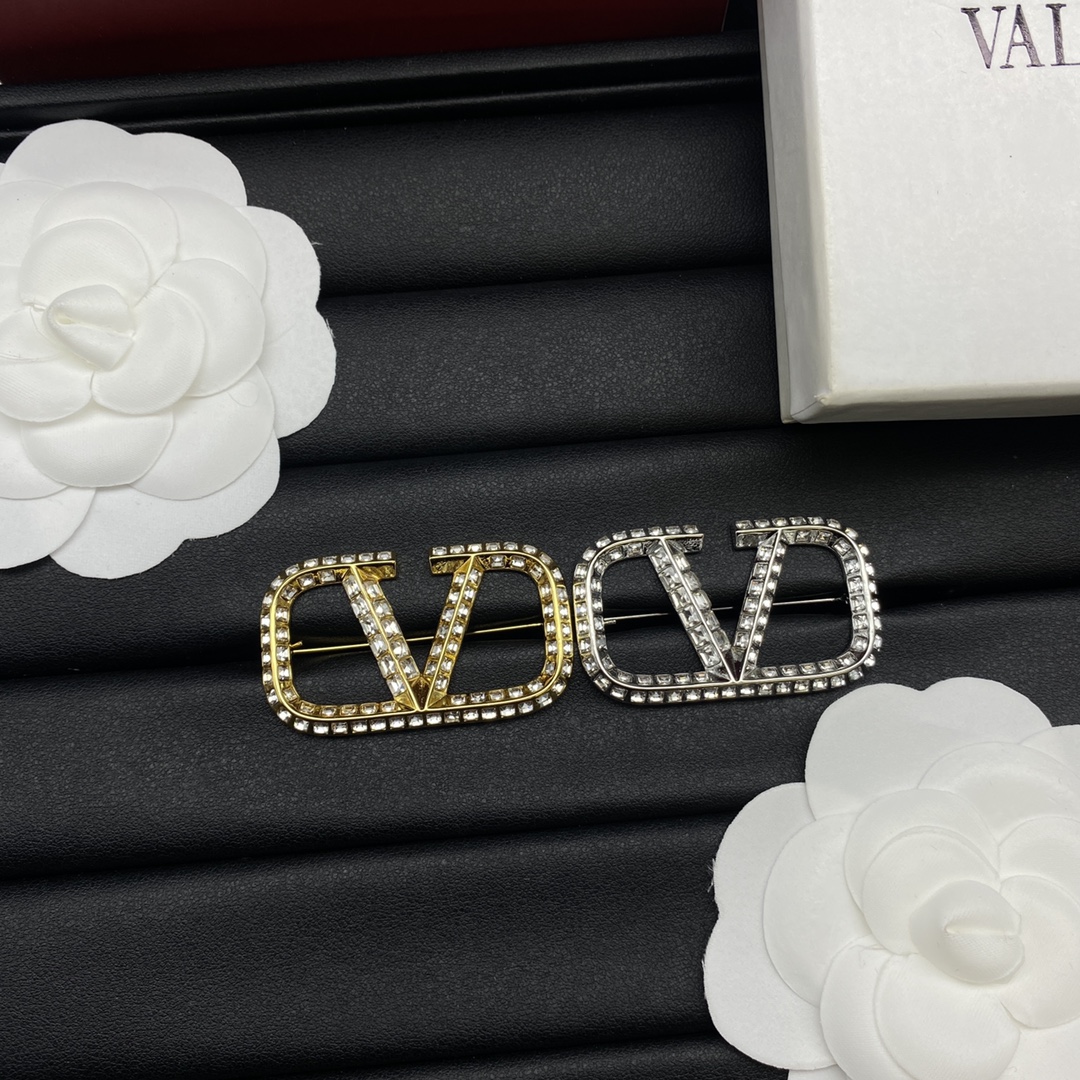 Valentino Jewelry Brooches Square Diamond-Encrusted Vlogo Brooch
