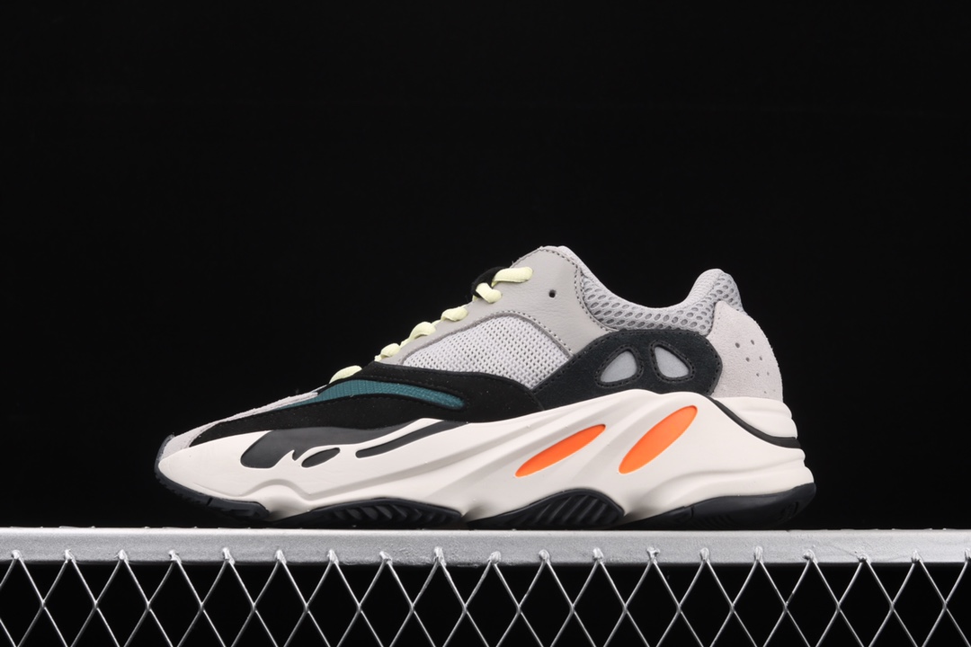 Yeezy Boost 700 Runner B75571