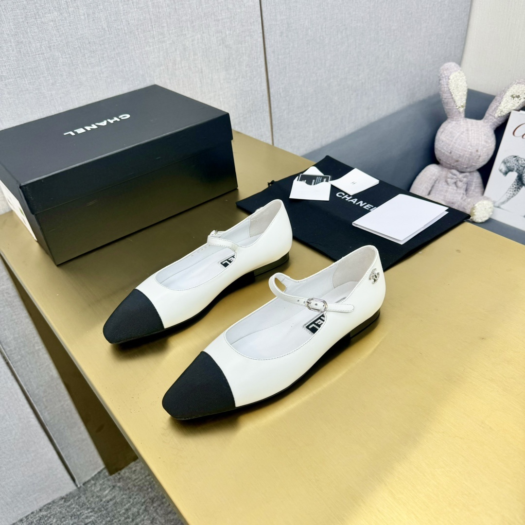 Chanel  Shoes Early spring new flat sole shoes