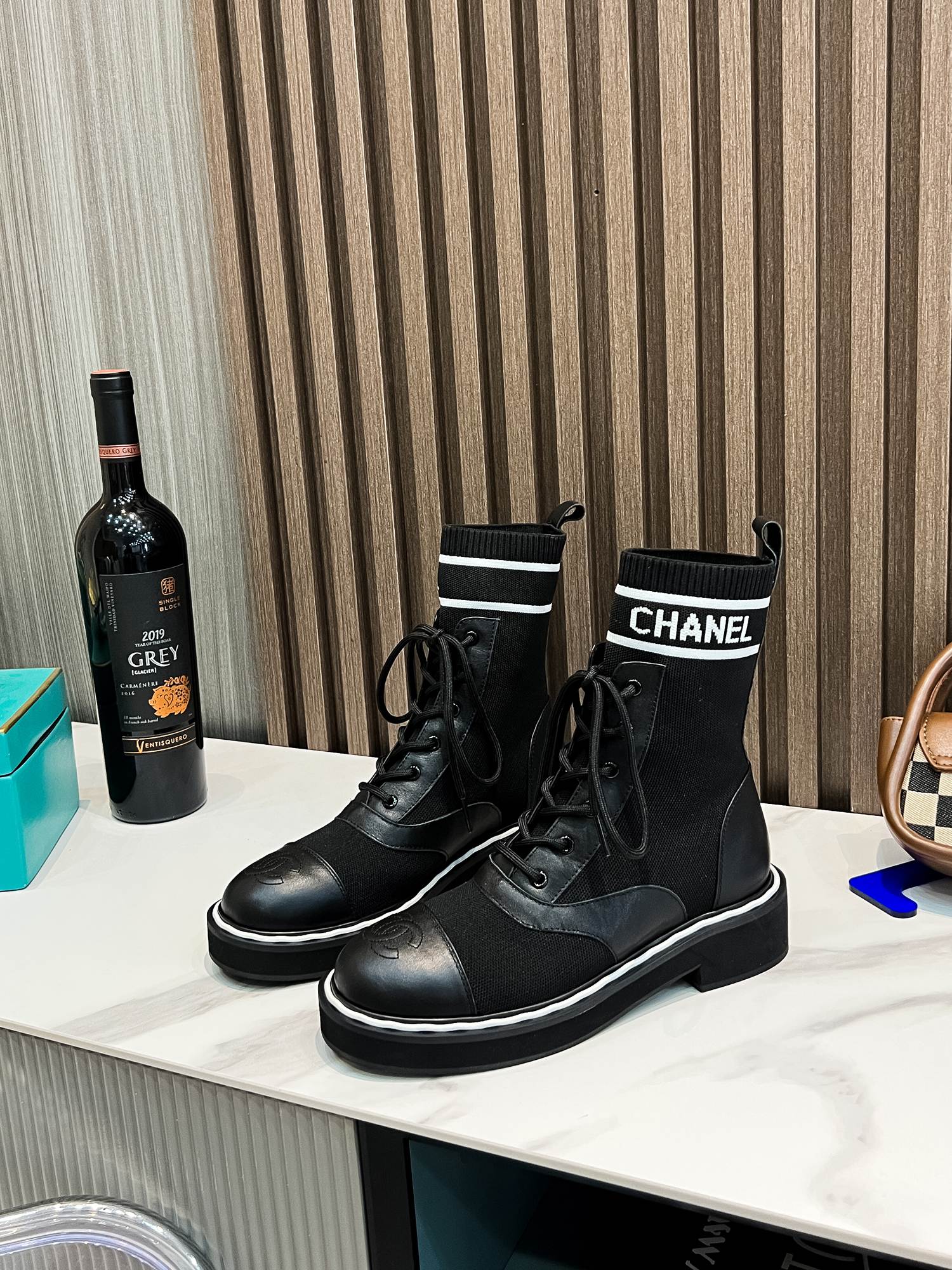 Chanel 020 boots XM092