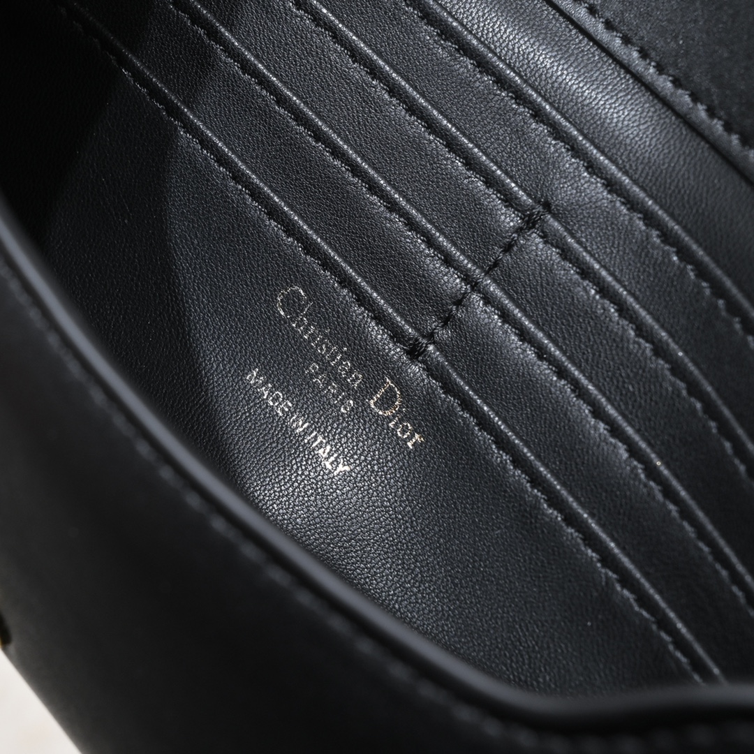 Dior Bobby East-West Bag 7705 XB061 21.5cm