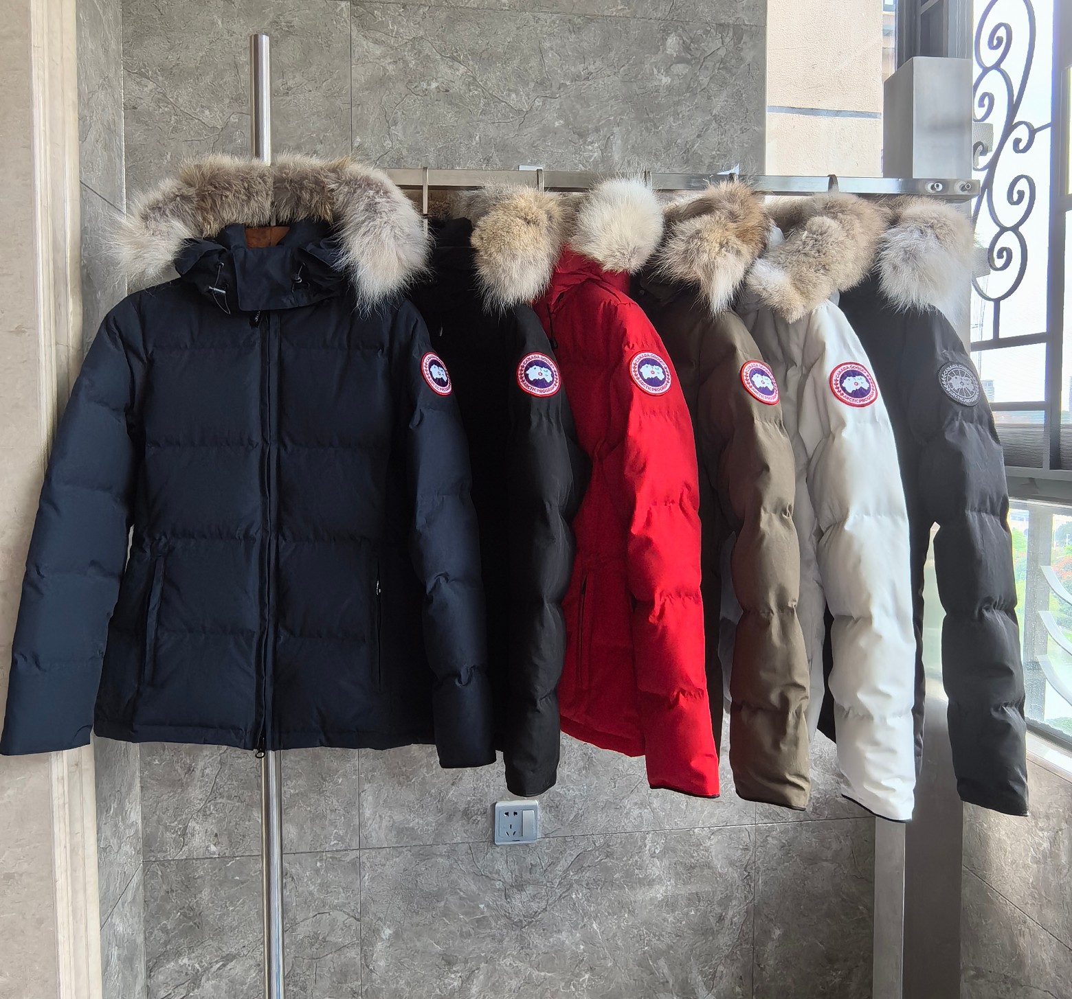 Canada Goose Down Jacket E04 FYZ086